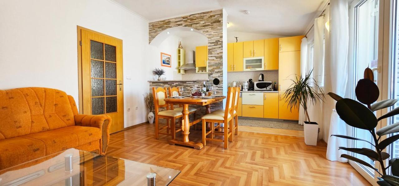 Modern 3Br Apartments In Zadar With Balcony Or Terrace, Free Parking & Ac Екстериор снимка