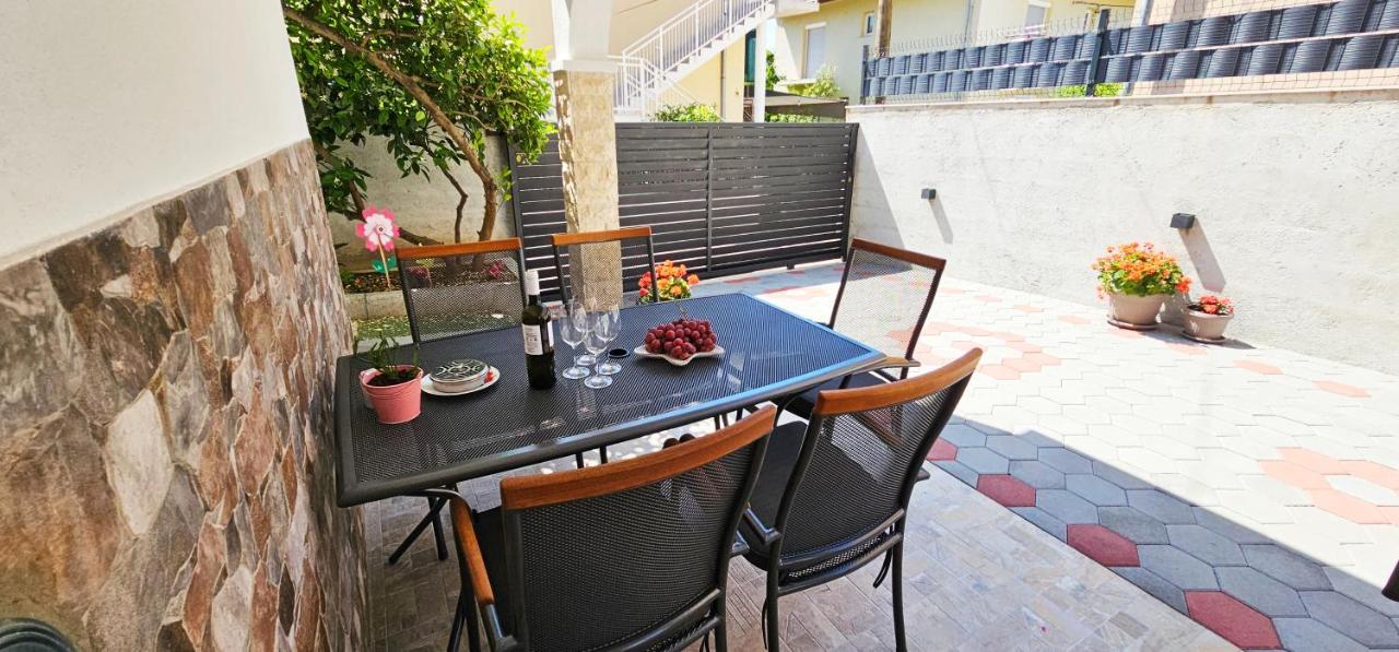Modern 3Br Apartments In Zadar With Balcony Or Terrace, Free Parking & Ac Екстериор снимка