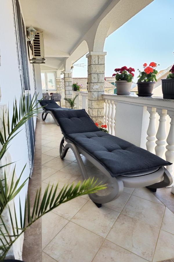 Modern 3Br Apartments In Zadar With Balcony Or Terrace, Free Parking & Ac Екстериор снимка
