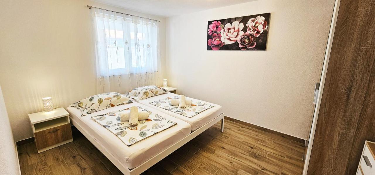 Modern 3Br Apartments In Zadar With Balcony Or Terrace, Free Parking & Ac Екстериор снимка