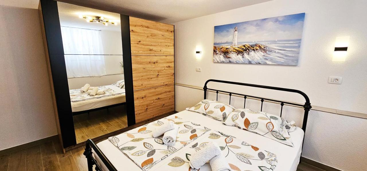 Modern 3Br Apartments In Zadar With Balcony Or Terrace, Free Parking & Ac Екстериор снимка