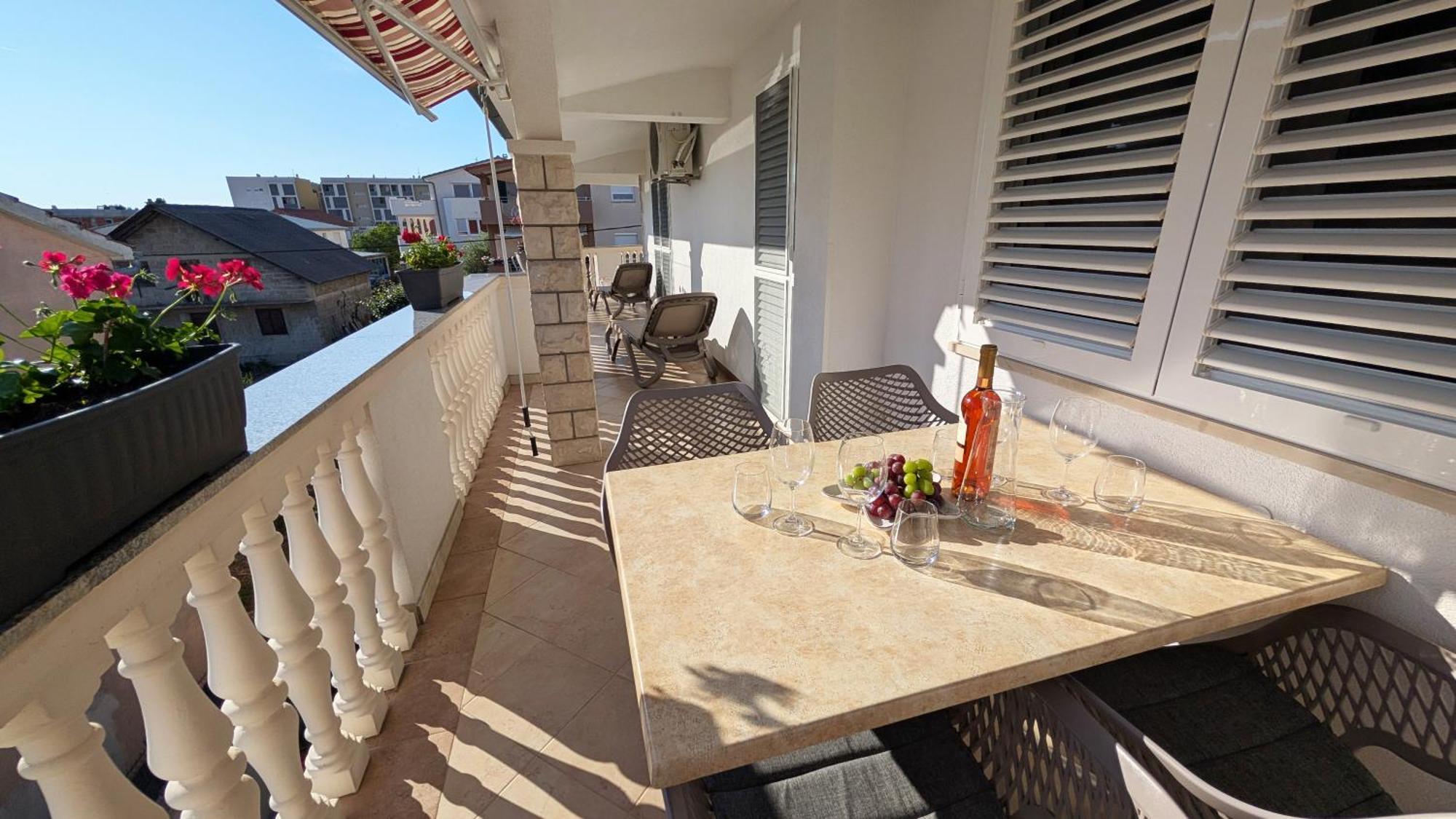 Modern 3Br Apartments In Zadar With Balcony Or Terrace, Free Parking & Ac Екстериор снимка