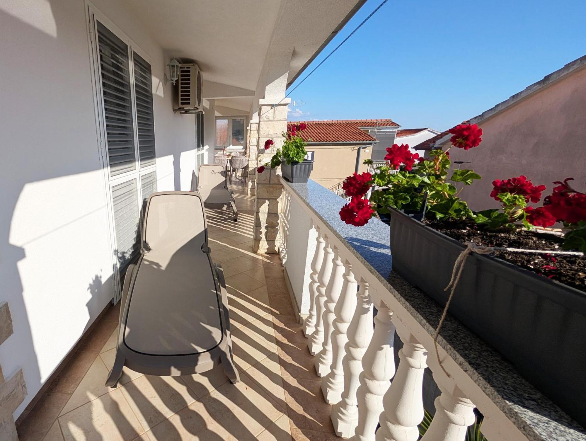 Modern 3Br Apartments In Zadar With Balcony Or Terrace, Free Parking & Ac Екстериор снимка